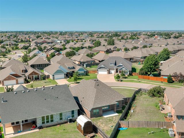 2309 Pueblos Road, Edmond, OK 73012