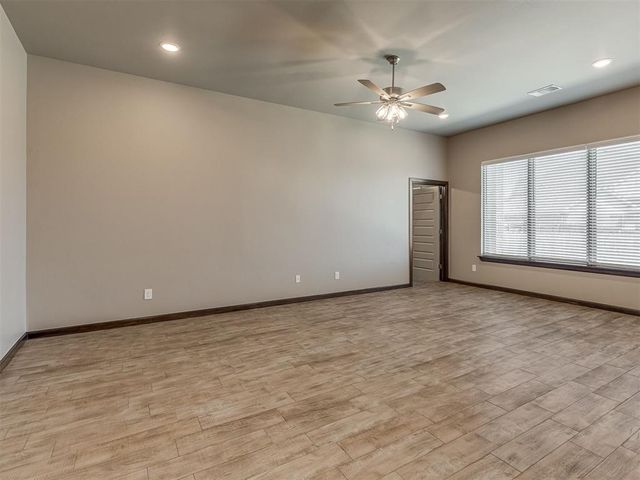 2309 Pueblos Road, Edmond, OK 73012