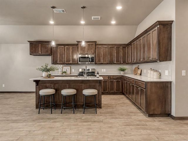 2309 Pueblos Road, Edmond, OK 73012