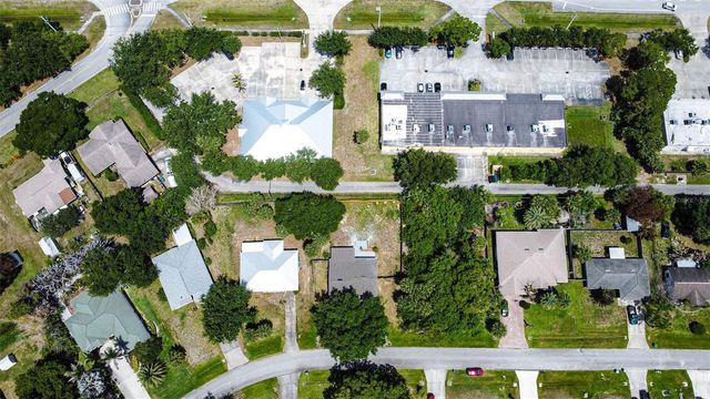 1010 CLEARMONT STREET, Sebastian, FL 32958