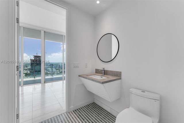 700 NE 26th Ter 2905, Miami, FL 33137