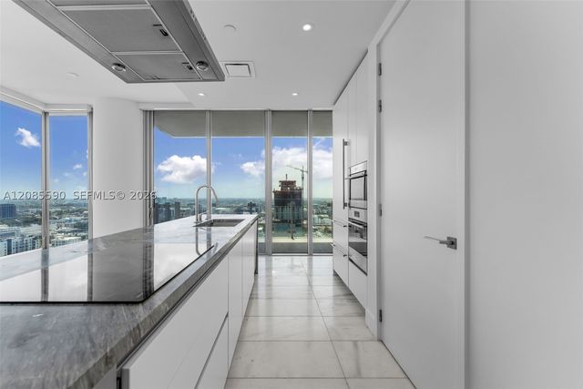 700 NE 26th Ter 2905, Miami, FL 33137