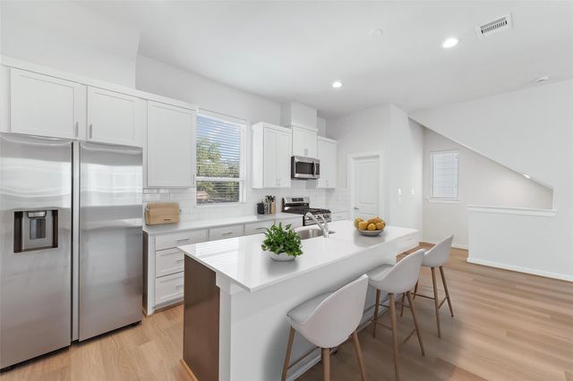 1013 Erin Street S, Houston, TX 77009