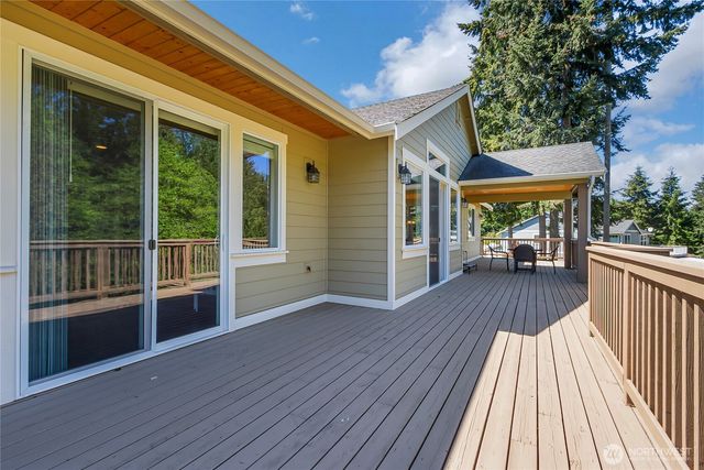 9440 Piperhill Drive SE, Olympia, WA 98513