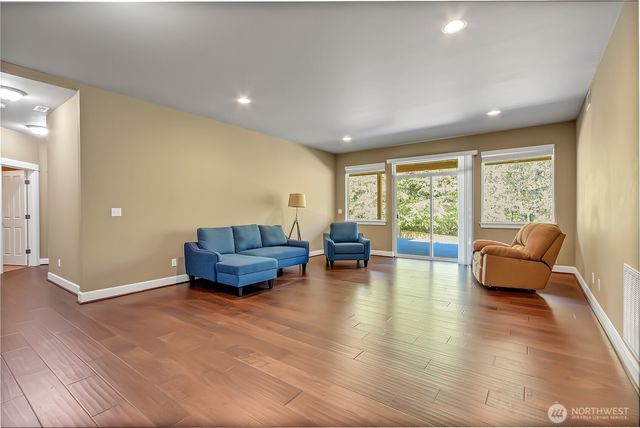9440 Piperhill Drive SE, Olympia, WA 98513