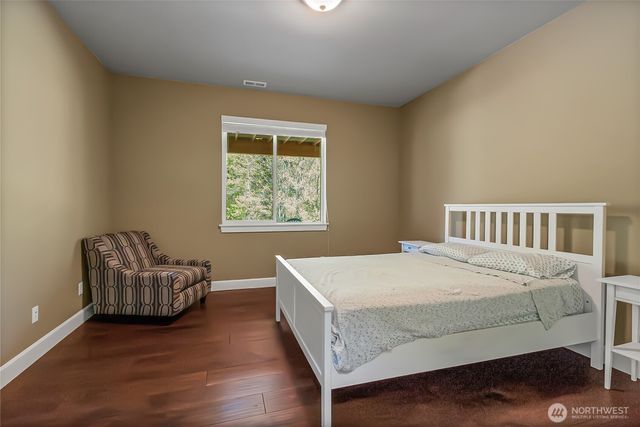 9440 Piperhill Drive SE, Olympia, WA 98513