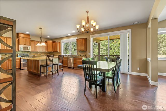 9440 Piperhill Drive SE, Olympia, WA 98513