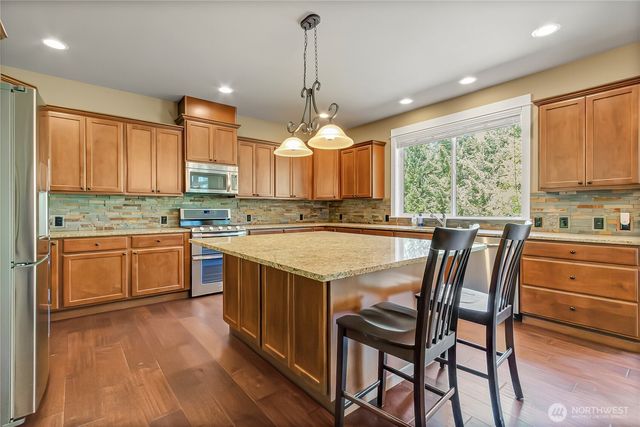9440 Piperhill Drive SE, Olympia, WA 98513