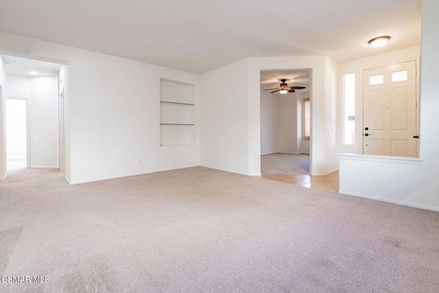 2024 Las Estrellas Court, Camarillo, CA 93012