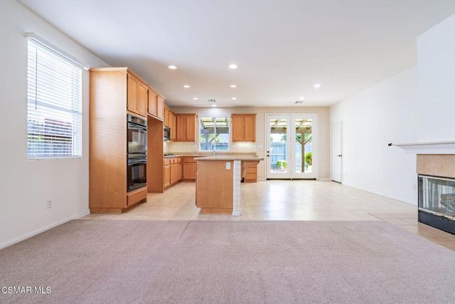 2024 Las Estrellas Court, Camarillo, CA 93012