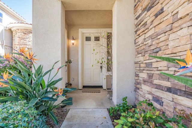 2024 Las Estrellas Court, Camarillo, CA 93012