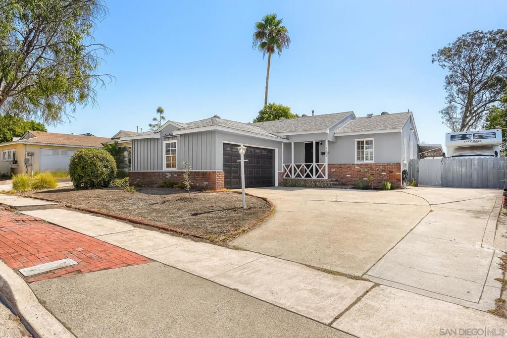4893 TWAIN AVE, San Diego, CA 92120 — photo 2