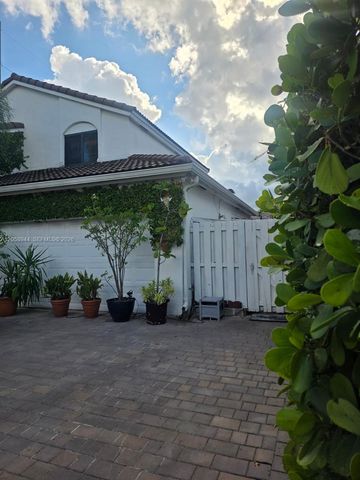421 SW 87th Ct 0, Miami, FL 33174