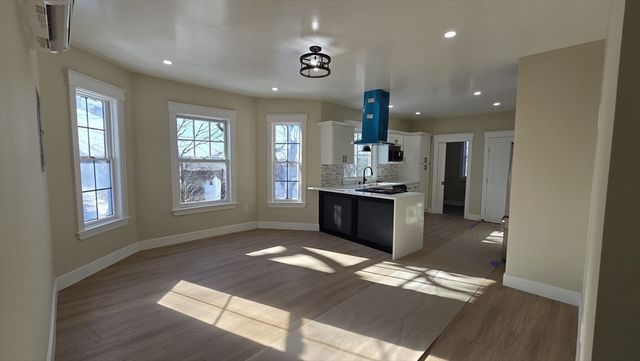 62 Wolcott 2, Malden, MA 02148