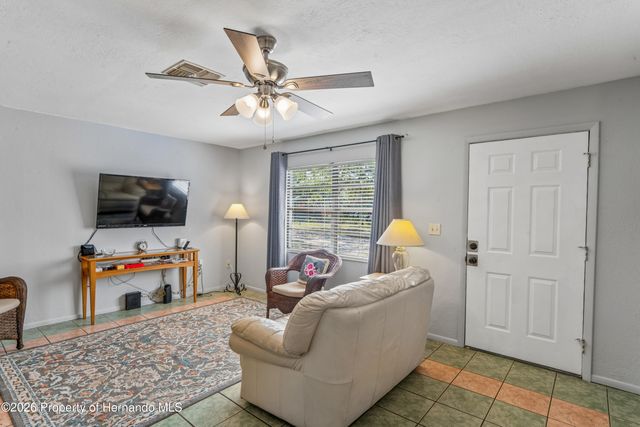 14345 Missouri Skylark Road, Brooksville, FL 34614