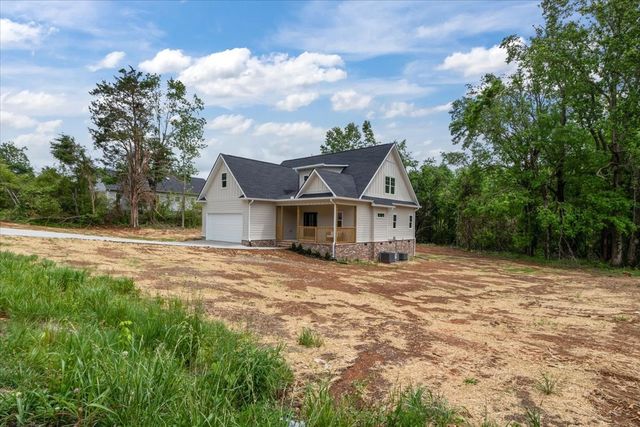 9046 Carolyn Way, Bon Aqua, TN 37025