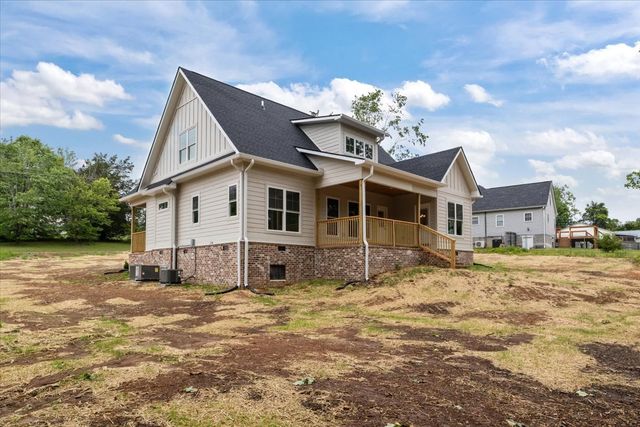 9046 Carolyn Way, Bon Aqua, TN 37025