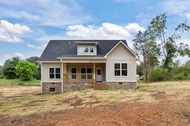 9046 Carolyn Way, Bon Aqua, TN 37025