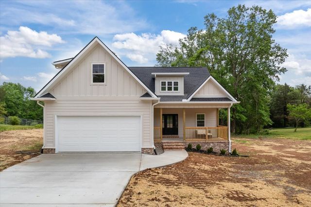 9046 Carolyn Way, Bon Aqua, TN 37025