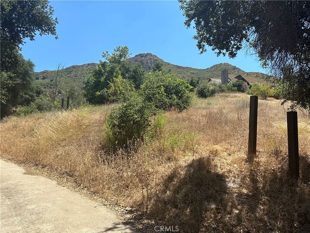 30100 Mulholland, Agoura, CA 91301