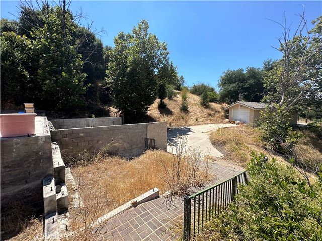 30100 Mulholland, Agoura, CA 91301