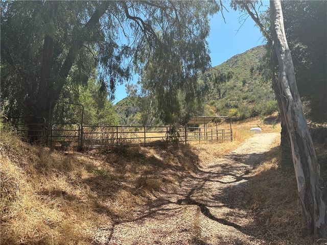 30100 Mulholland, Agoura, CA 91301