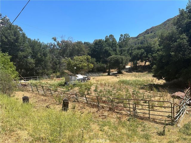 30100 Mulholland, Agoura, CA 91301