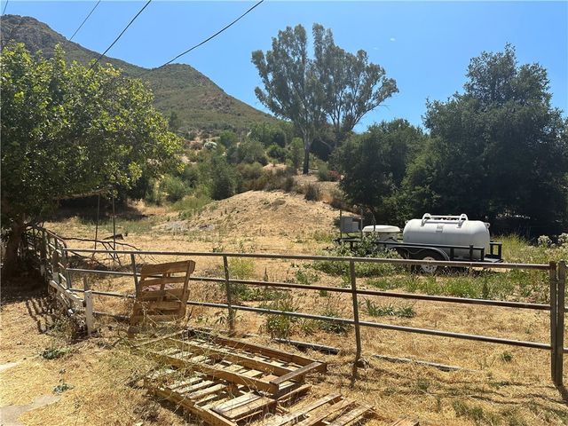 30100 Mulholland, Agoura, CA 91301