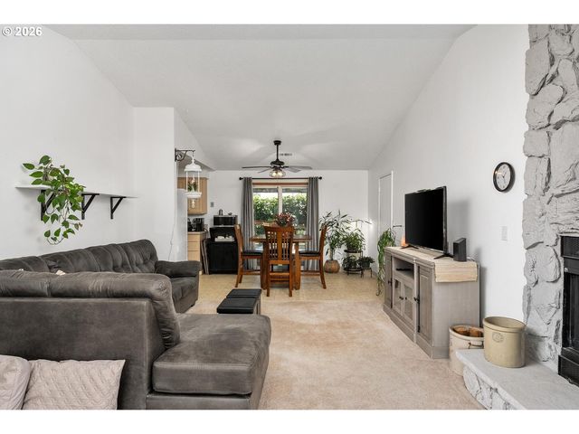 5706 Ne 38TH St, Vancouver, WA 98661