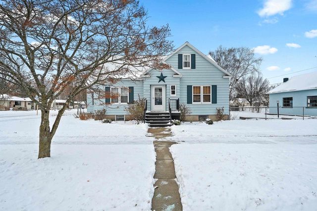 1717 CHURCH STREET, Marinette, WI 54143