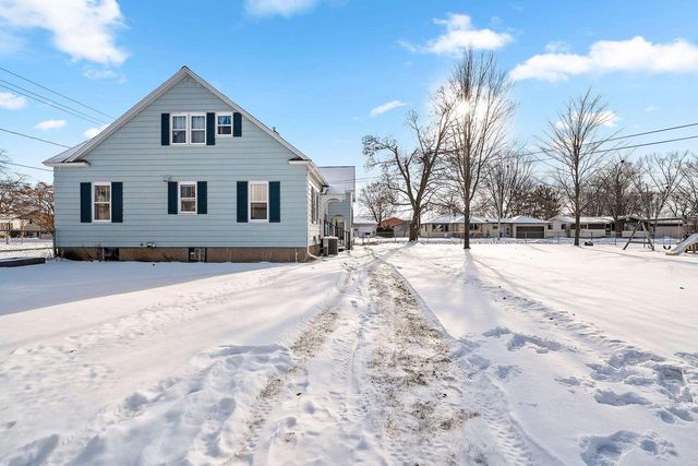 1717 CHURCH STREET, Marinette, WI 54143