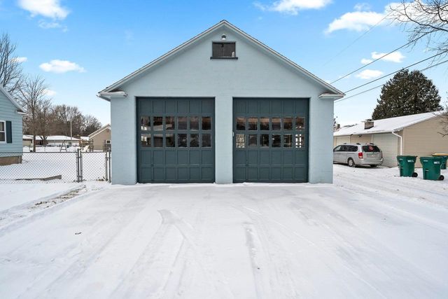 1717 CHURCH STREET, Marinette, WI 54143