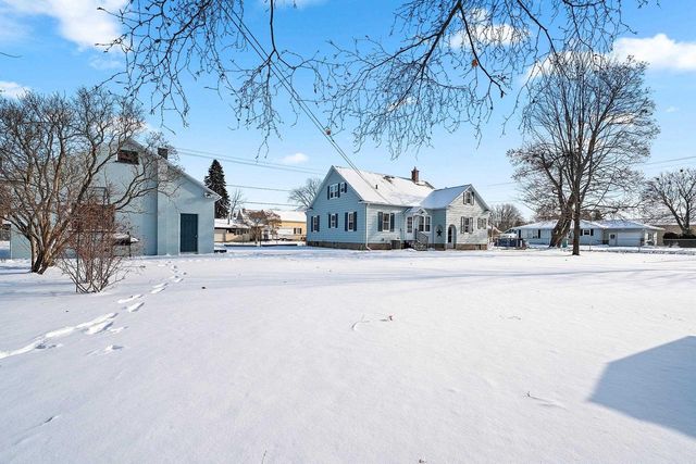 1717 CHURCH STREET, Marinette, WI 54143