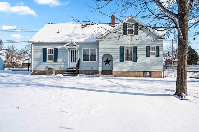 1717 CHURCH STREET, Marinette, WI 54143