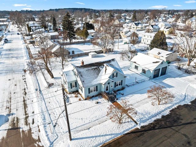 1717 CHURCH STREET, Marinette, WI 54143