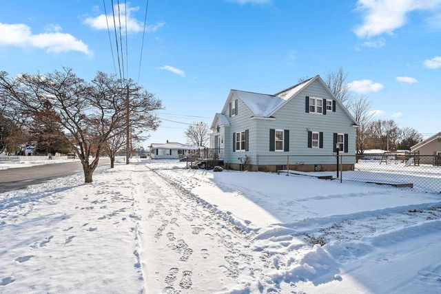 1717 CHURCH STREET, Marinette, WI 54143