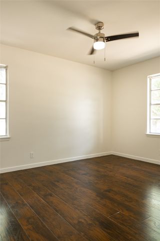 805 Lynn Court, Ennis, TX 75119