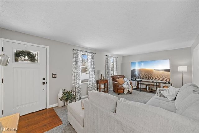 515 Taylor Avenue, Akron, OH 44312