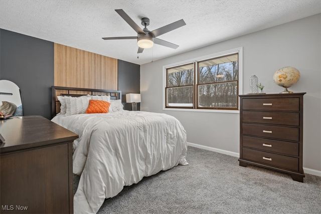 515 Taylor Avenue, Akron, OH 44312