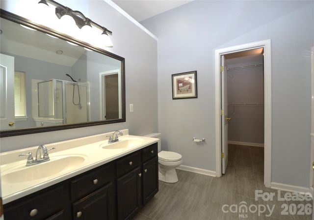 5842 Shining Oak Lane, Charlotte, NC 28269