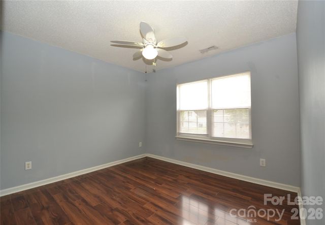 5842 Shining Oak Lane, Charlotte, NC 28269