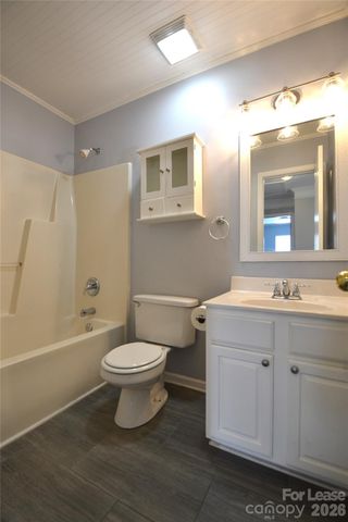 5842 Shining Oak Lane, Charlotte, NC 28269