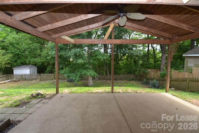 5842 Shining Oak Lane, Charlotte, NC 28269