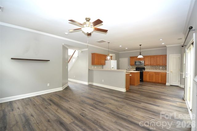 5842 Shining Oak Lane, Charlotte, NC 28269