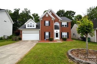 5842 Shining Oak Lane, Charlotte, NC 28269