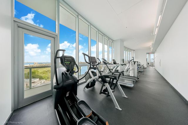 888 Biscayne Boulevard 3702, Miami, FL 33132