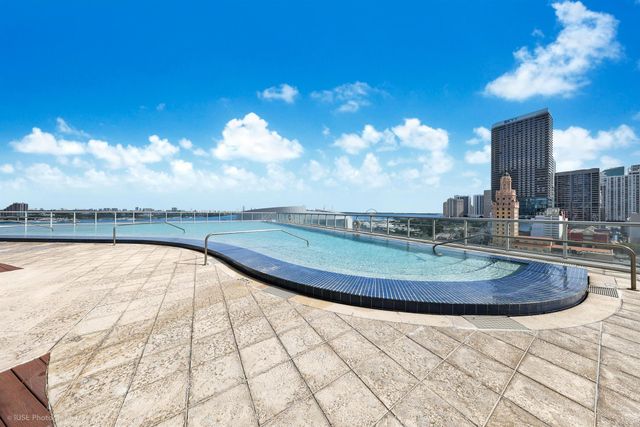 888 Biscayne Boulevard 3702, Miami, FL 33132