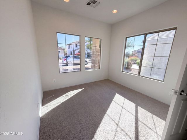 25852 W LYNNE Lane, Buckeye, AZ 85326