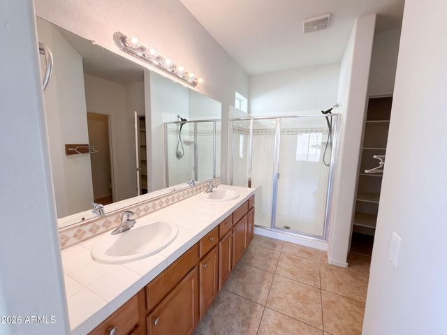 25852 W LYNNE Lane, Buckeye, AZ 85326