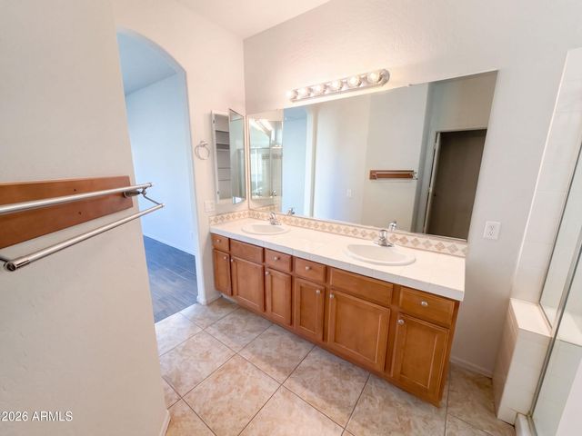 25852 W LYNNE Lane, Buckeye, AZ 85326